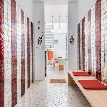 Home2book Sunny Duplex With Private Terrace *