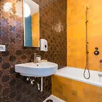 Hébergement de vacances Home2book Sunny Duplex With Private Terrace
