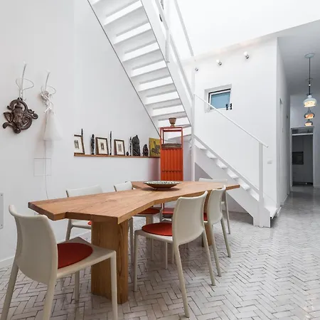 Home2book Sunny Duplex With Private Terrace *